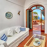 Casa Mia *