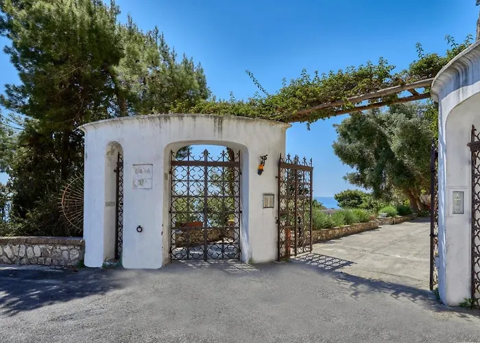 Casa Mia *